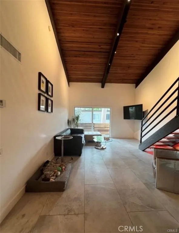 5460 White Oak A305, Encino, California 91316 home-pic-11