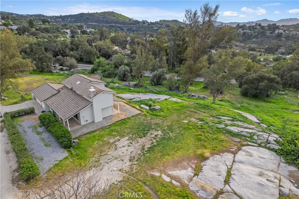 18434 Ramona View Drive, Ramona, California 92065 home-pic-51