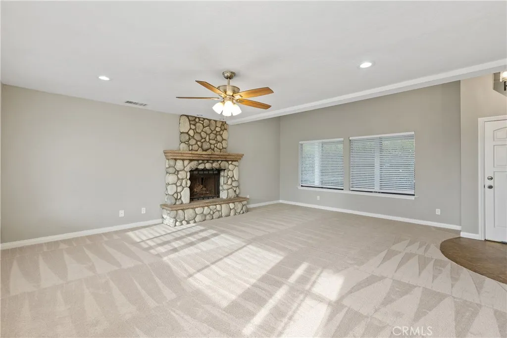 18434 Ramona View Drive, Ramona, California 92065 home-pic-7