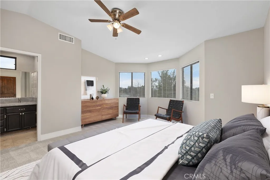 18434 Ramona View Drive, Ramona, California 92065 home-pic-4