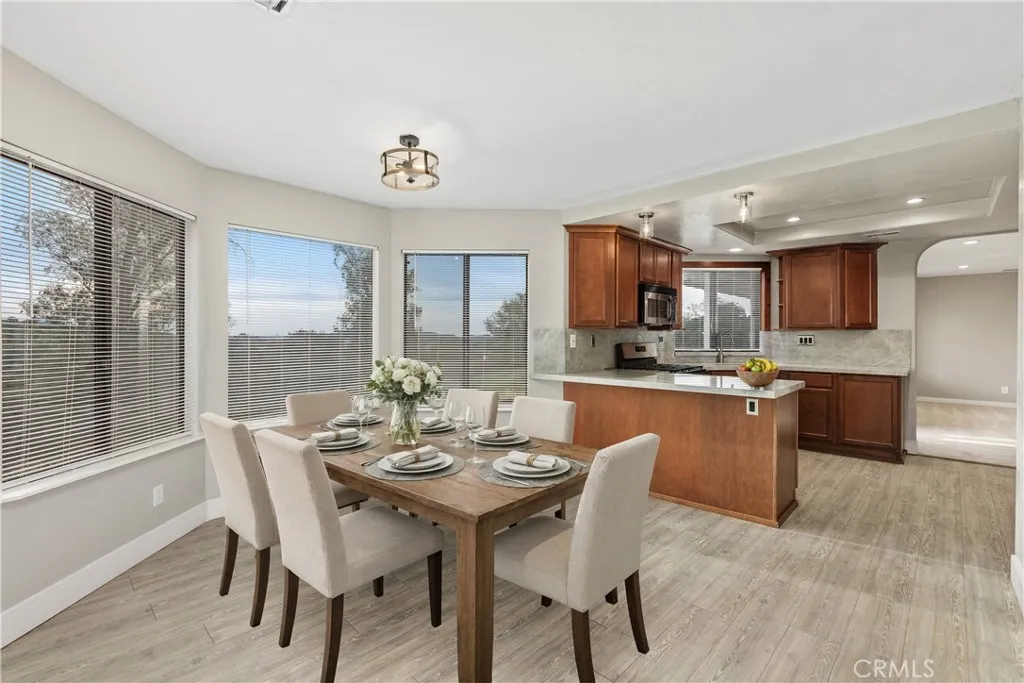 18434 Ramona View Drive, Ramona, California 92065 home-pic-3