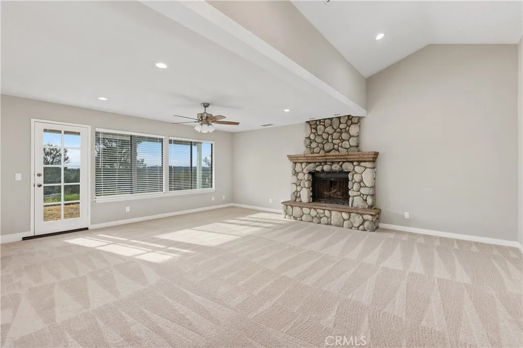 18434 Ramona View Drive, Ramona, California 92065 home-pic-6