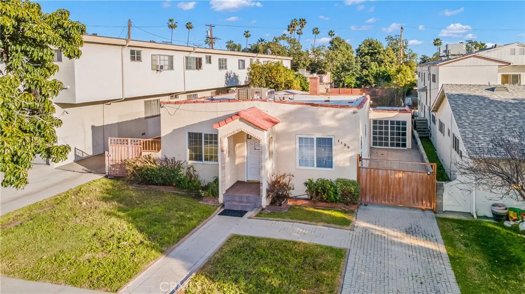 1126 Rosedale, Glendale, California 91201 home-pic-3