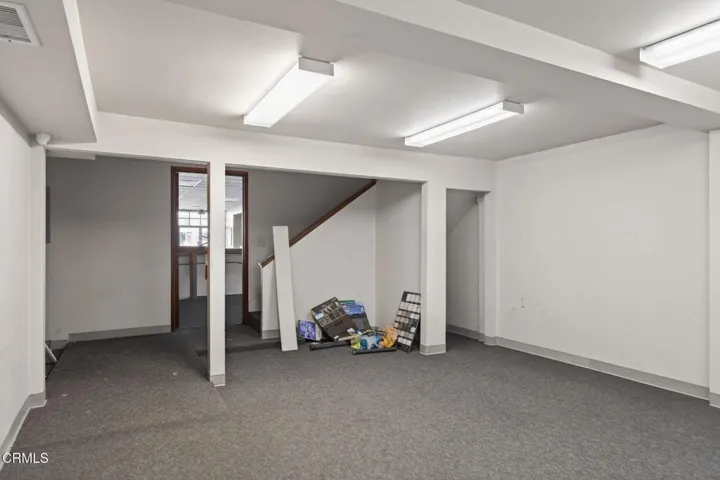 17-web-or-mls-Upmarket Media-948EMain033