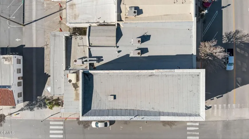 27-web-or-mls-Upmarket Media-948EMai-aer