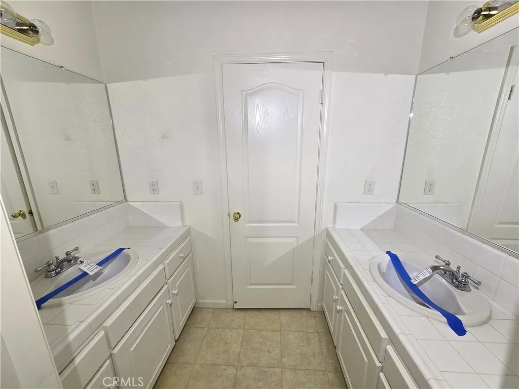 10168 N Price, Fresno, California 93730 home-pic-18