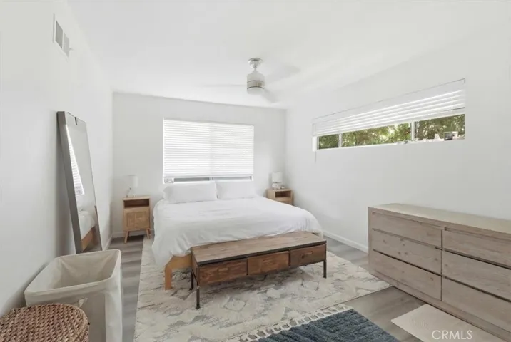 Back Unit 2 Bed/2 Bath