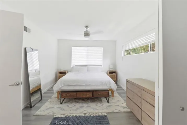 Back Unit 2 Bed/2 Bath