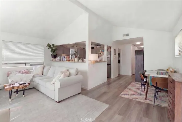 Back 2-Bed/2-Bath Unit