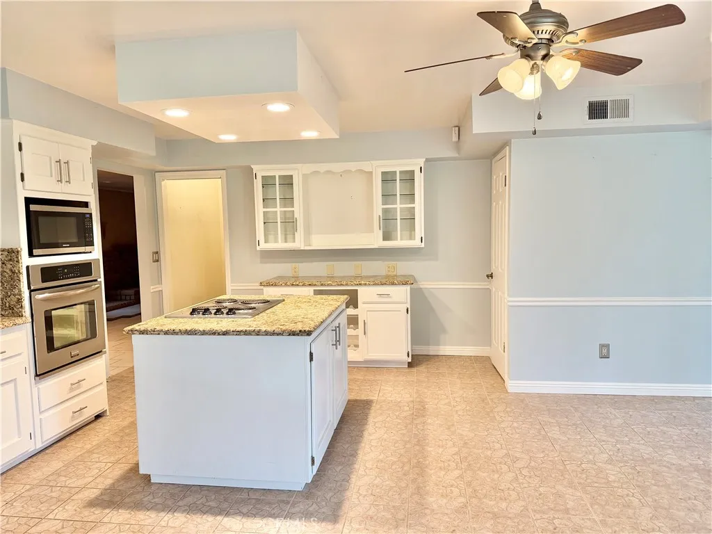 5561 Brighton Court, Atwater, California 95301 home-pic-10