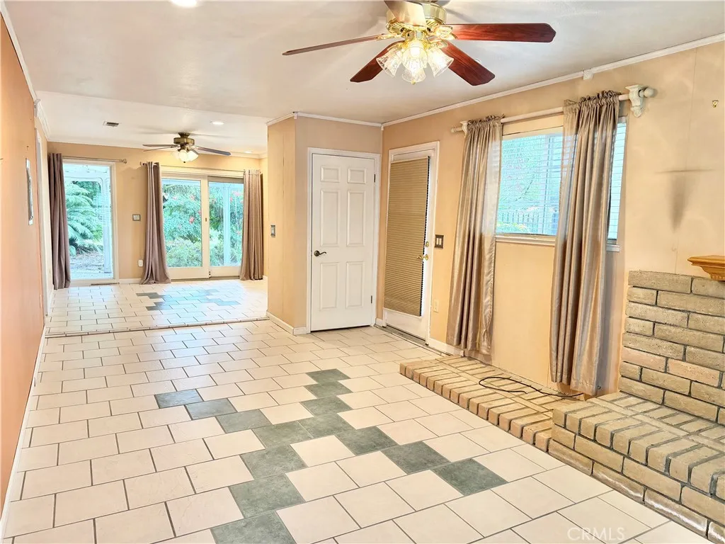5561 Brighton Court, Atwater, California 95301 home-pic-18