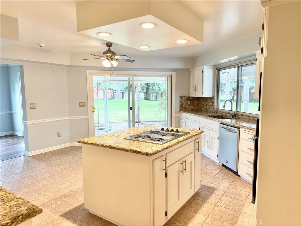 5561 Brighton Court, Atwater, California 95301 home-pic-11