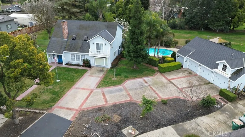 5561 Brighton Court, Atwater, California 95301 home-pic-2