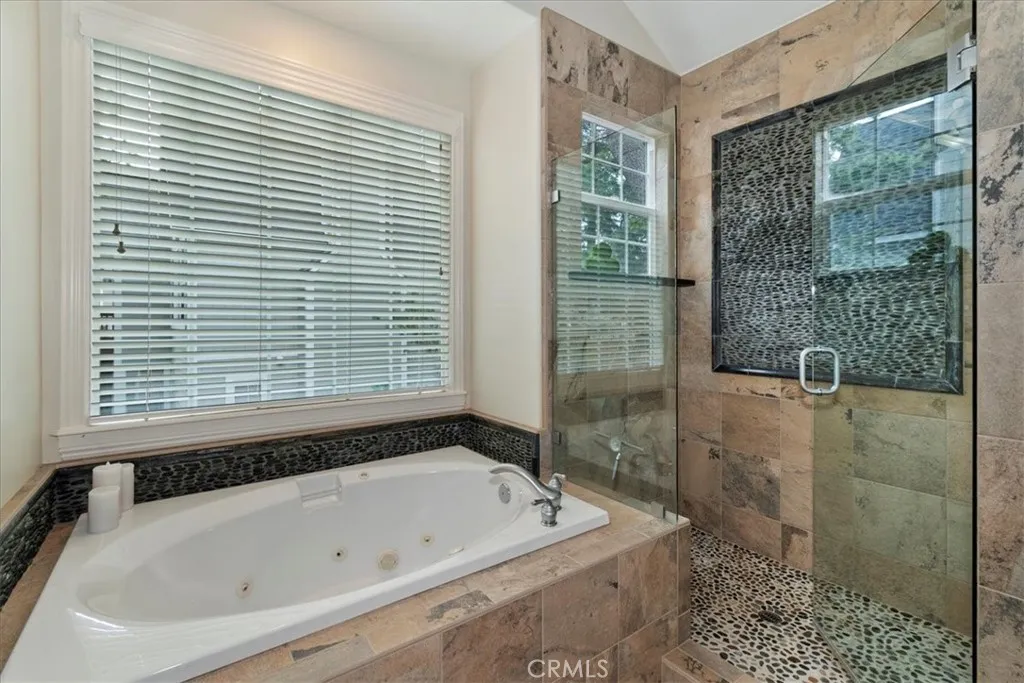 1254 Calgary, Lake Arrowhead, California 92352 home-pic-29