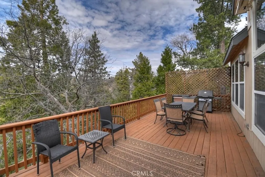 1254 Calgary, Lake Arrowhead, California 92352 home-pic-8