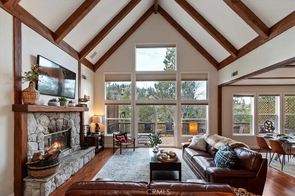 1254 Calgary, Lake Arrowhead, California 92352 home-pic-6