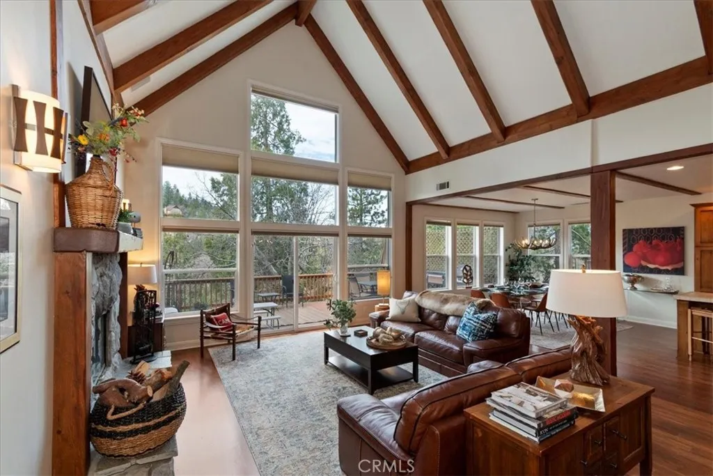 1254 Calgary, Lake Arrowhead, California 92352 home-pic-11