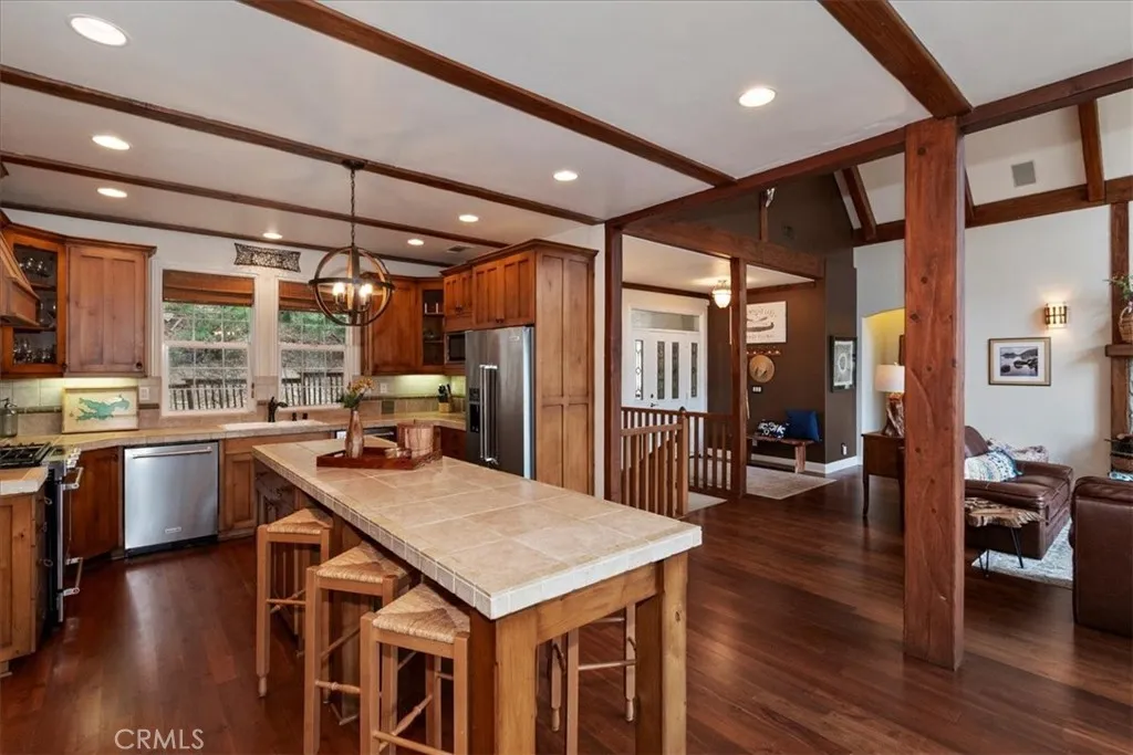 1254 Calgary, Lake Arrowhead, California 92352 home-pic-25