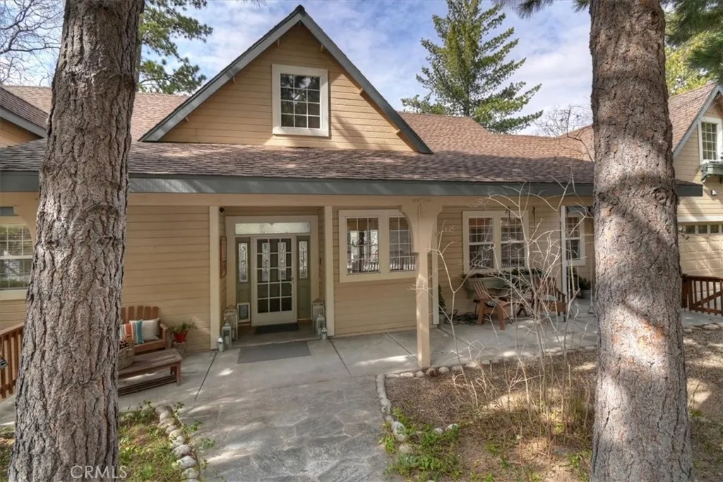 1254 Calgary, Lake Arrowhead, California 92352 home-pic-4