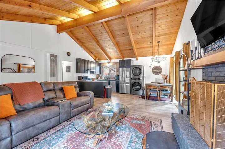 42660 La Placida, Big Bear Lake, California 92315
