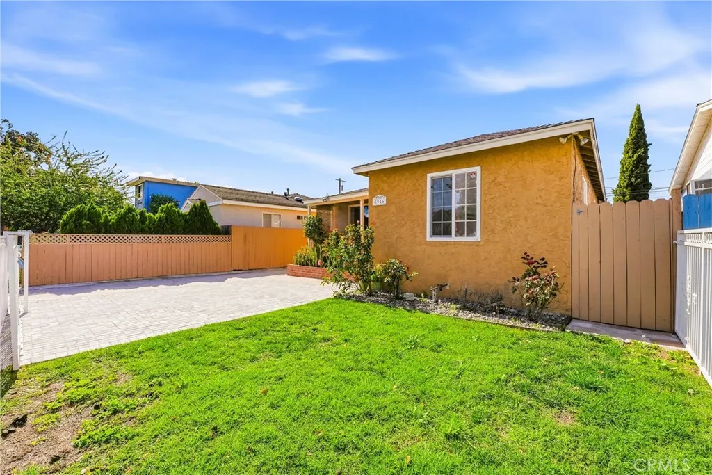 5945 Gardenia Avenue, Long Beach, California 90805 home-pic-4
