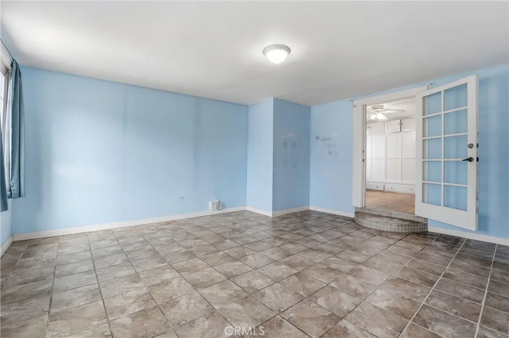 5945 Gardenia Avenue, Long Beach, California 90805 home-pic-18