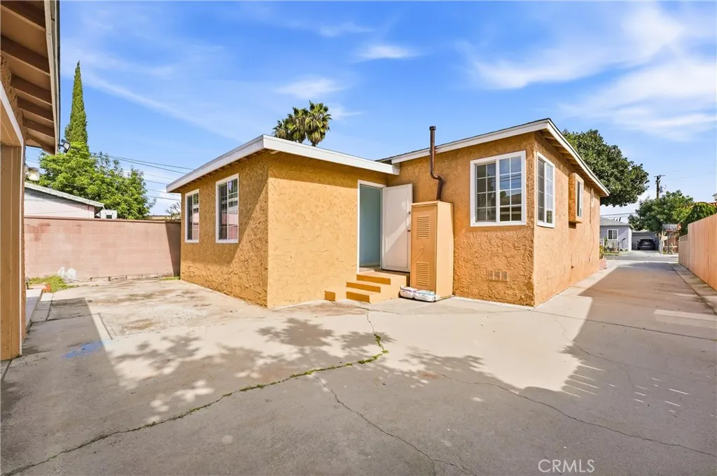 5945 Gardenia Avenue, Long Beach, California 90805 home-pic-27