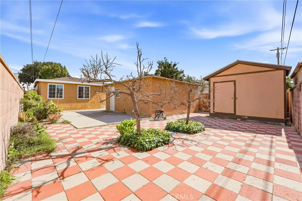 5945 Gardenia Avenue, Long Beach, California 90805 home-pic-28