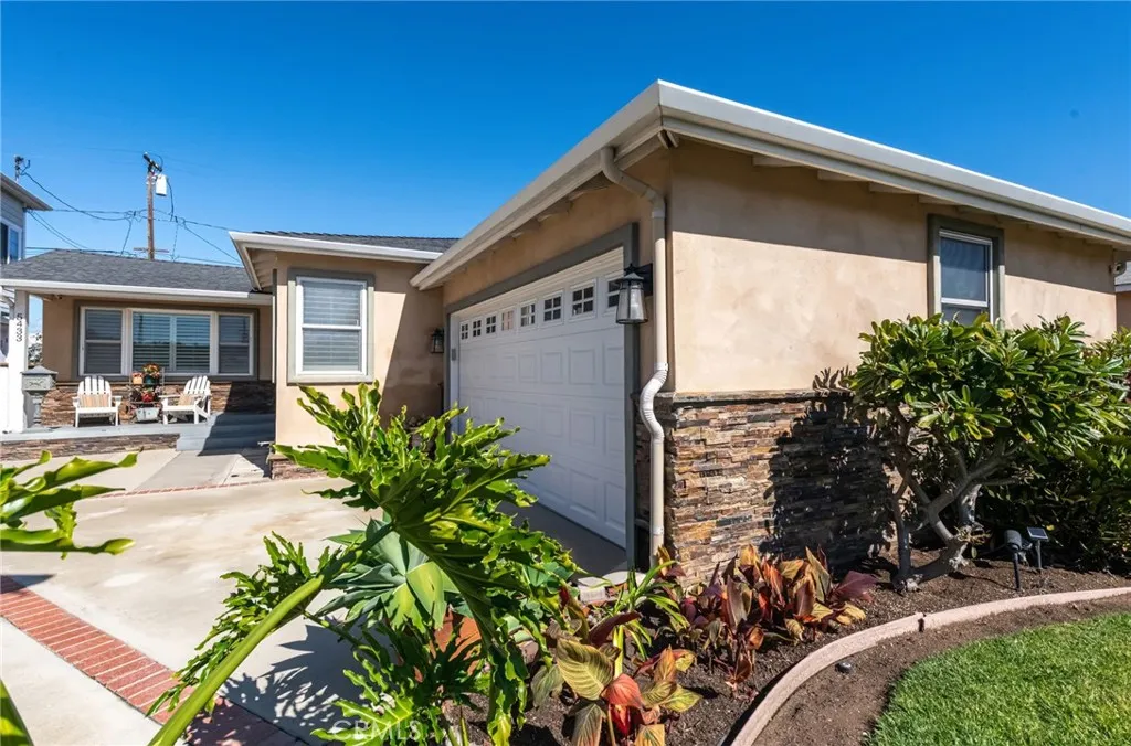 5433 W 134th Place, Hawthorne, California 90250 home-pic-3
