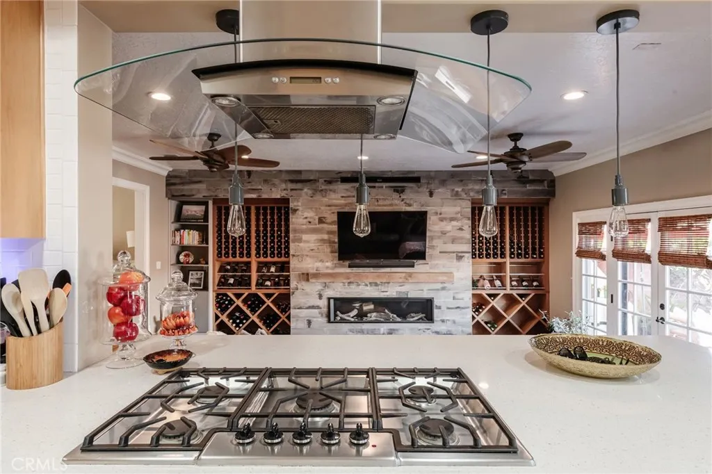 5433 W 134th Place, Hawthorne, California 90250 home-pic-37