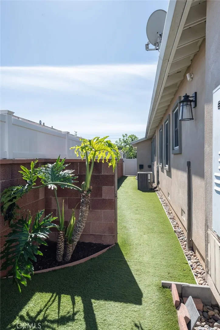 5433 W 134th Place, Hawthorne, California 90250 home-pic-43
