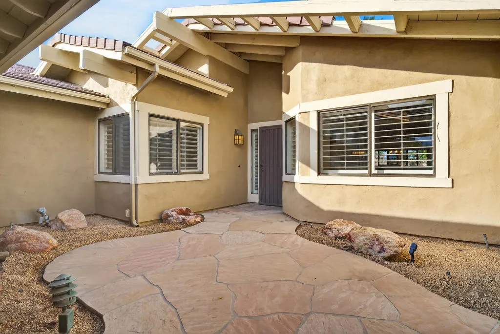 324 Sundance Circle, Palm Desert, California 92211 home-pic-2