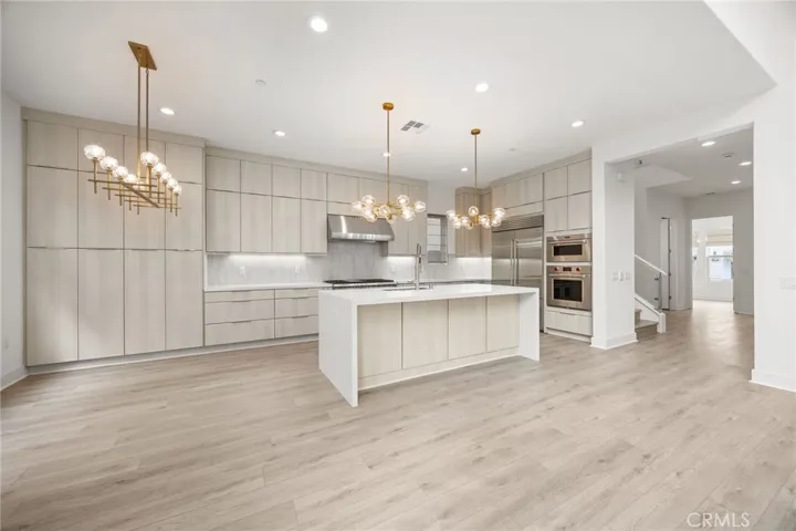 157 Creation St, Irvine, California 92618