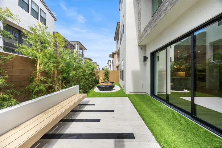 157 Creation St, Irvine, California 92618