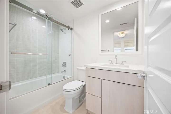 157 Creation St, Irvine, California 92618