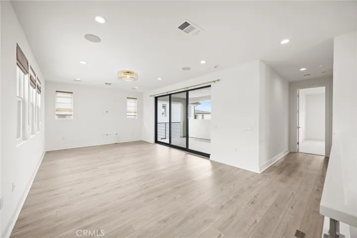 157 Creation St, Irvine, California 92618