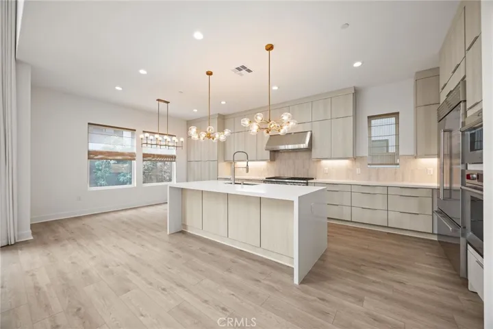 157 Creation St, Irvine, California 92618