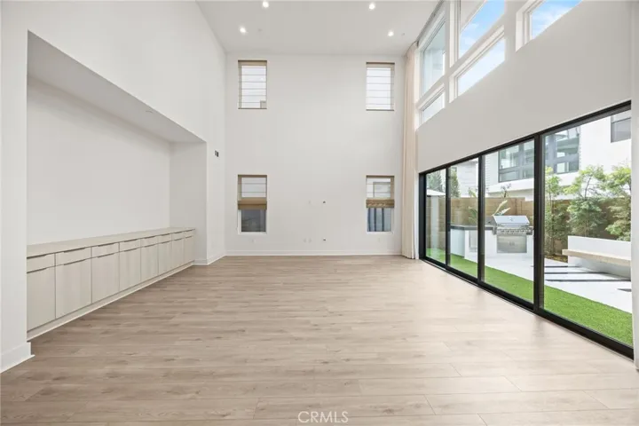 157 Creation St, Irvine, California 92618