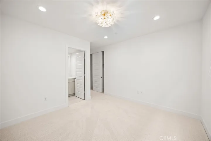 157 Creation St, Irvine, California 92618