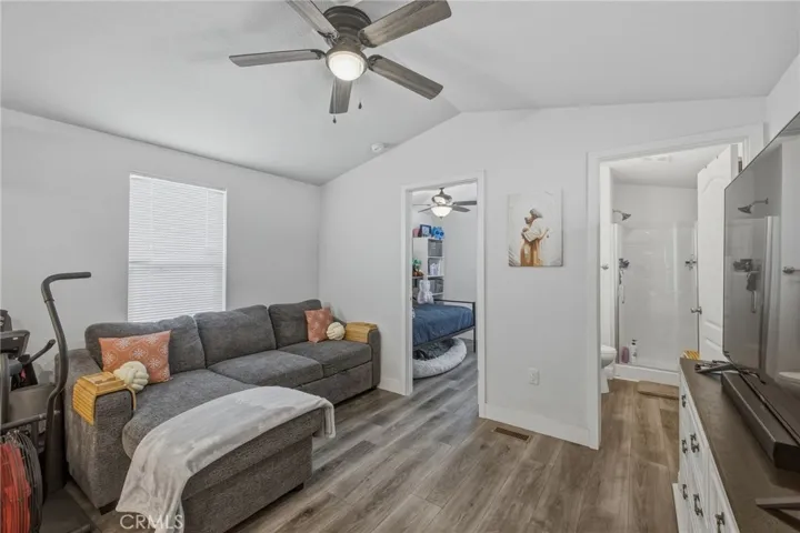 9873 Alder Avenue 4, Bloomington, California 92316
