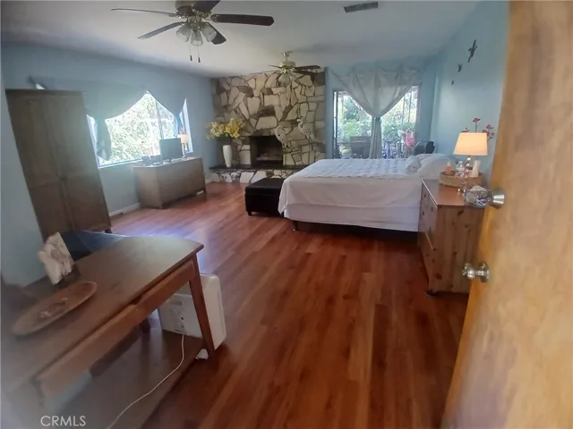 7650 Wilbur Avenue, Reseda, California 91335