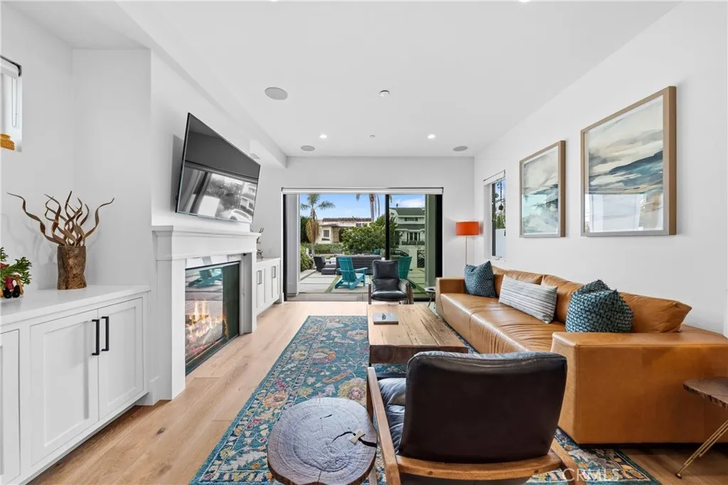 608 13th, Huntington Beach, California 92648 home-pic-7