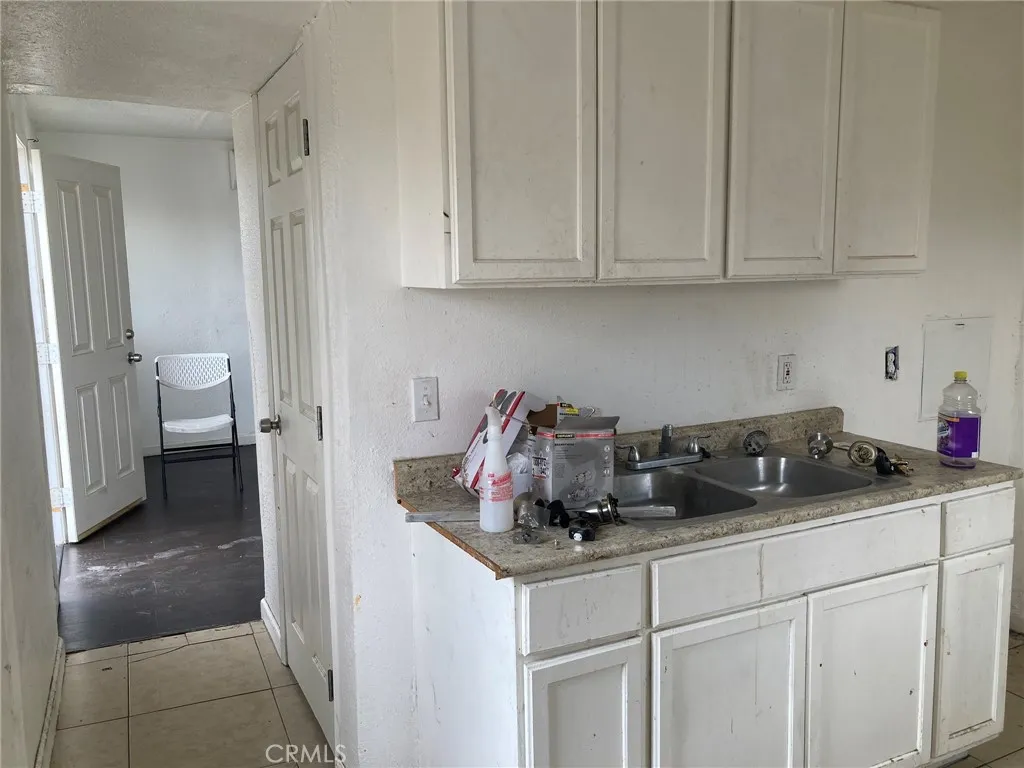 515 Clark, Barstow, California 92311 home-pic-13