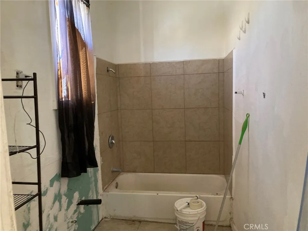 515 Clark, Barstow, California 92311 home-pic-29