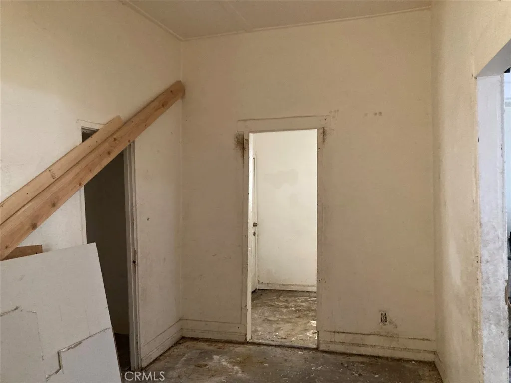 515 Clark, Barstow, California 92311 home-pic-32