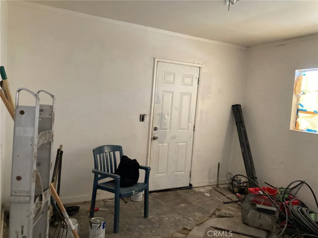 515 Clark, Barstow, California 92311 home-pic-25
