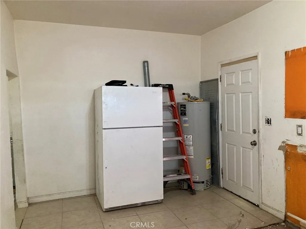 515 Clark, Barstow, California 92311 home-pic-19