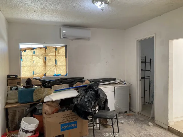 Unit 2 (front unit) - Living room