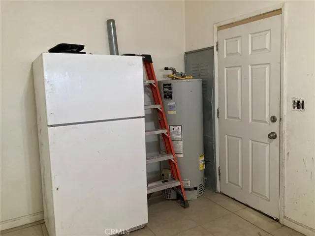 Unit 2 (front unit) - Kitchen closer view