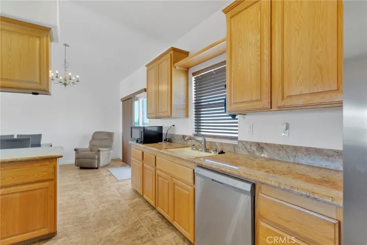8720 Greasewood Lane, Victorville, California 92392